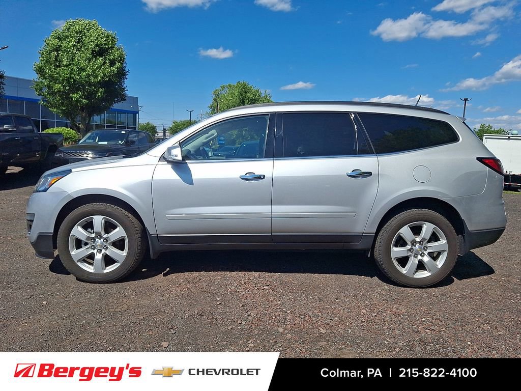 Certified 2016 Chevrolet Traverse LT w/ Style and Technology Package FWD image 9