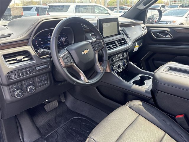 Used 2023 Chevrolet Tahoe High Country AWD/4WD image 10