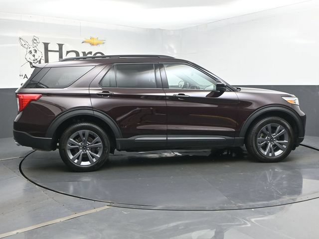 Used 2023 Ford Explorer XLT w/ Equipment Group 202A AWD/4WD image 55