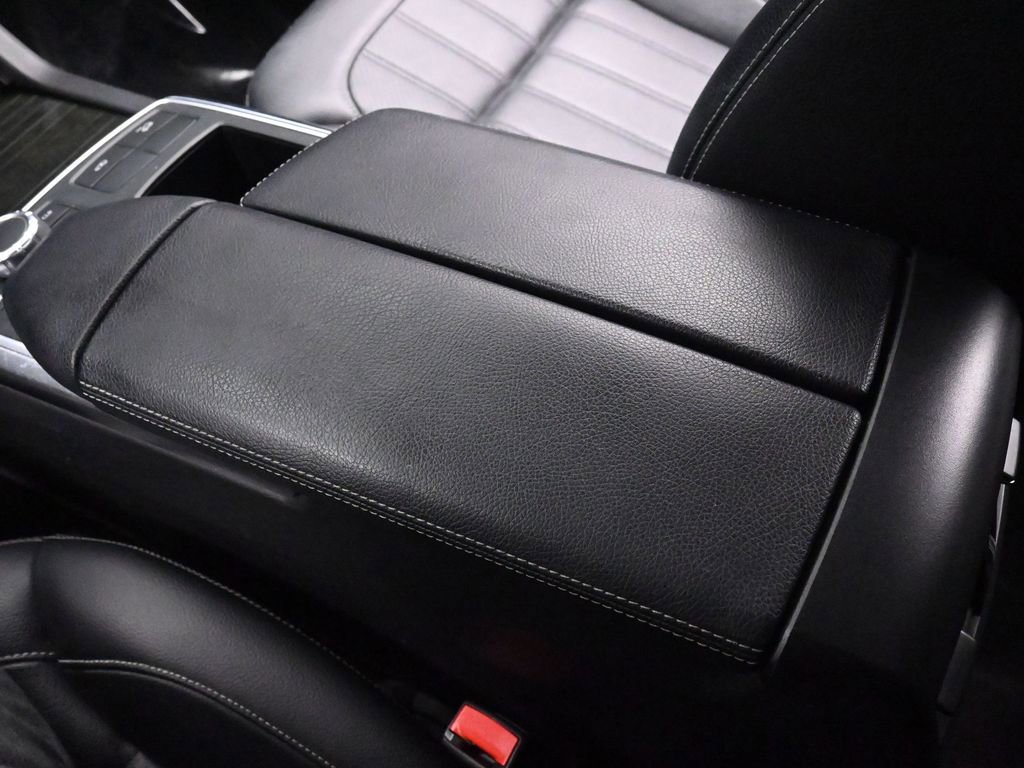 Used 2016 Mercedes-Benz GL 450 4MATIC w/ Premium I Package image 37