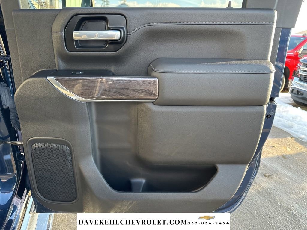 Used 2022 Chevrolet Silverado 2500 LTZ w/ LTZ Plus Package image 23