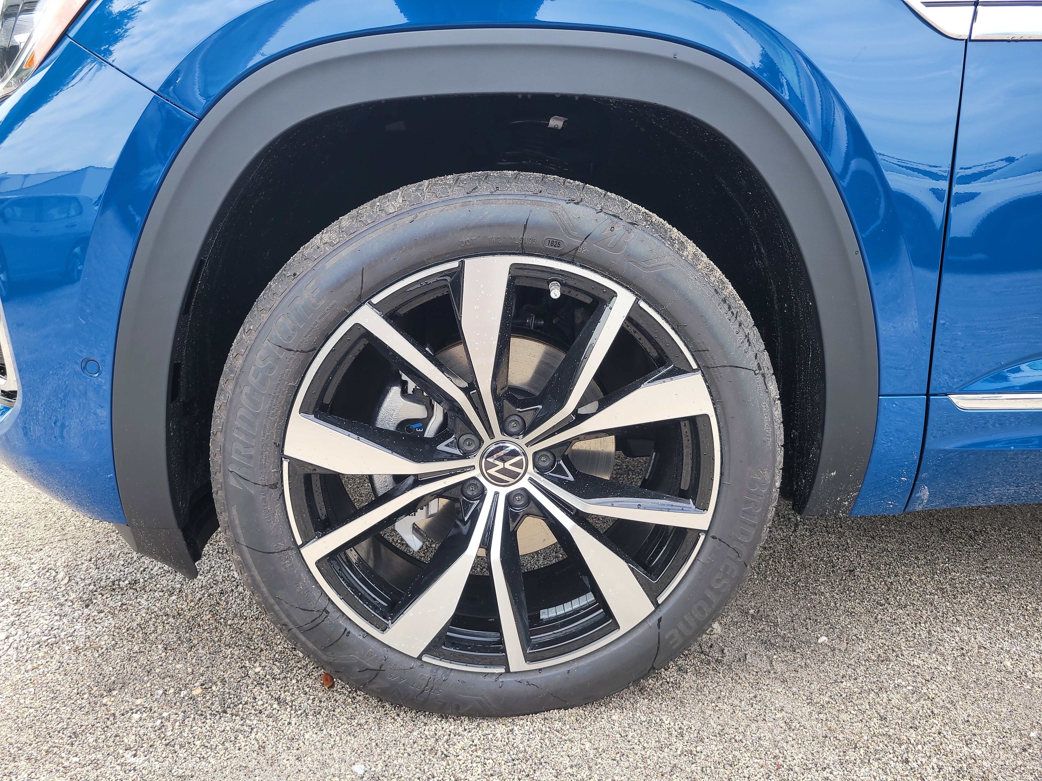 New 2026 Volkswagen Atlas SEL Premium R-Line image 10