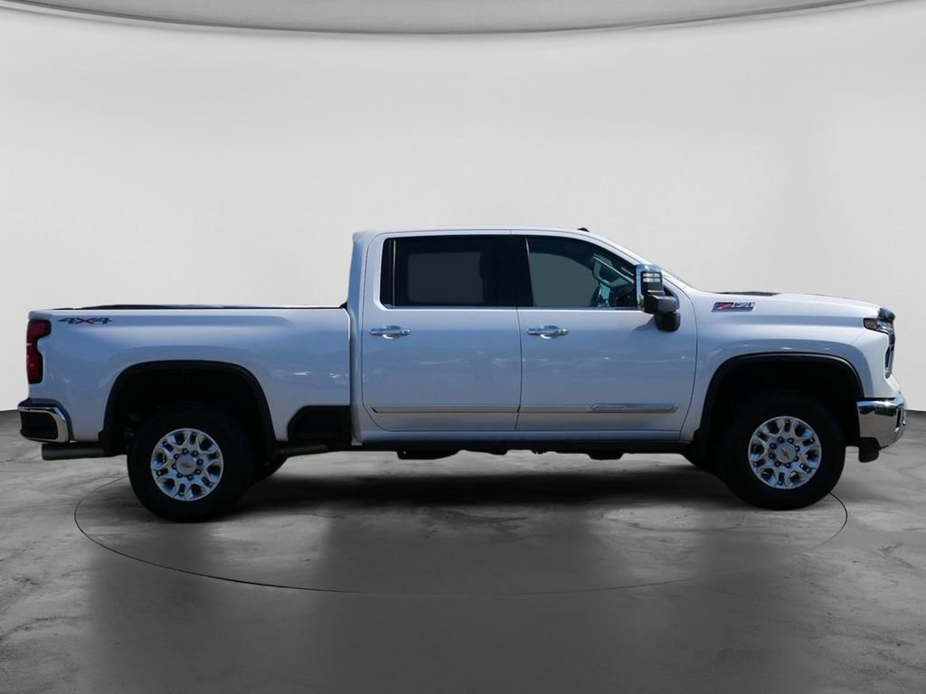 Used 2024 Chevrolet Silverado 3500 LTZ w/ LTZ Premium Package AWD/4WD image 11