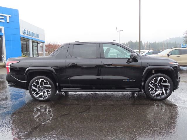 Used 2024 Chevrolet Silverado EV RST image 10
