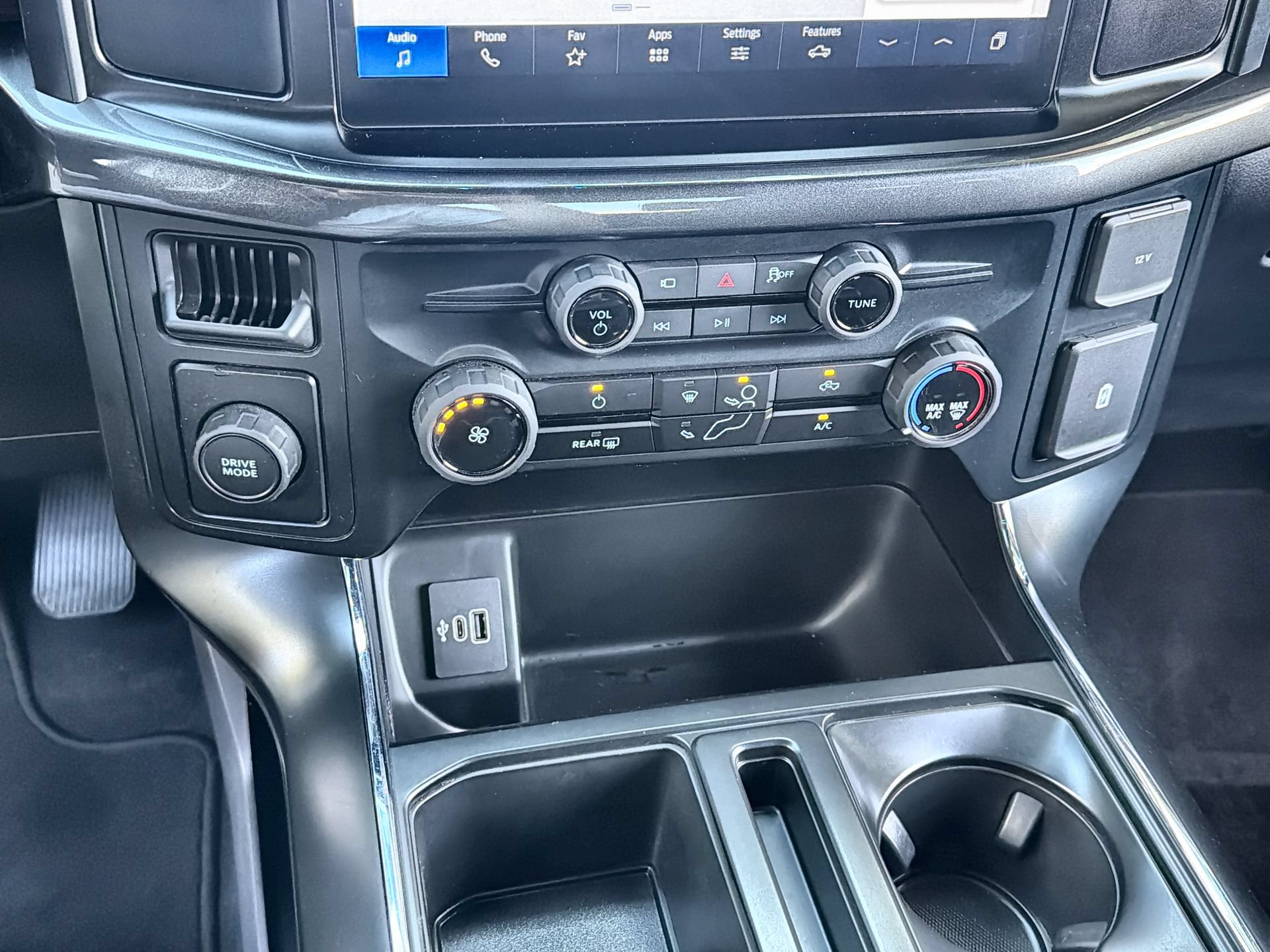 Certified 2025 Ford F150 STX RWD image 18