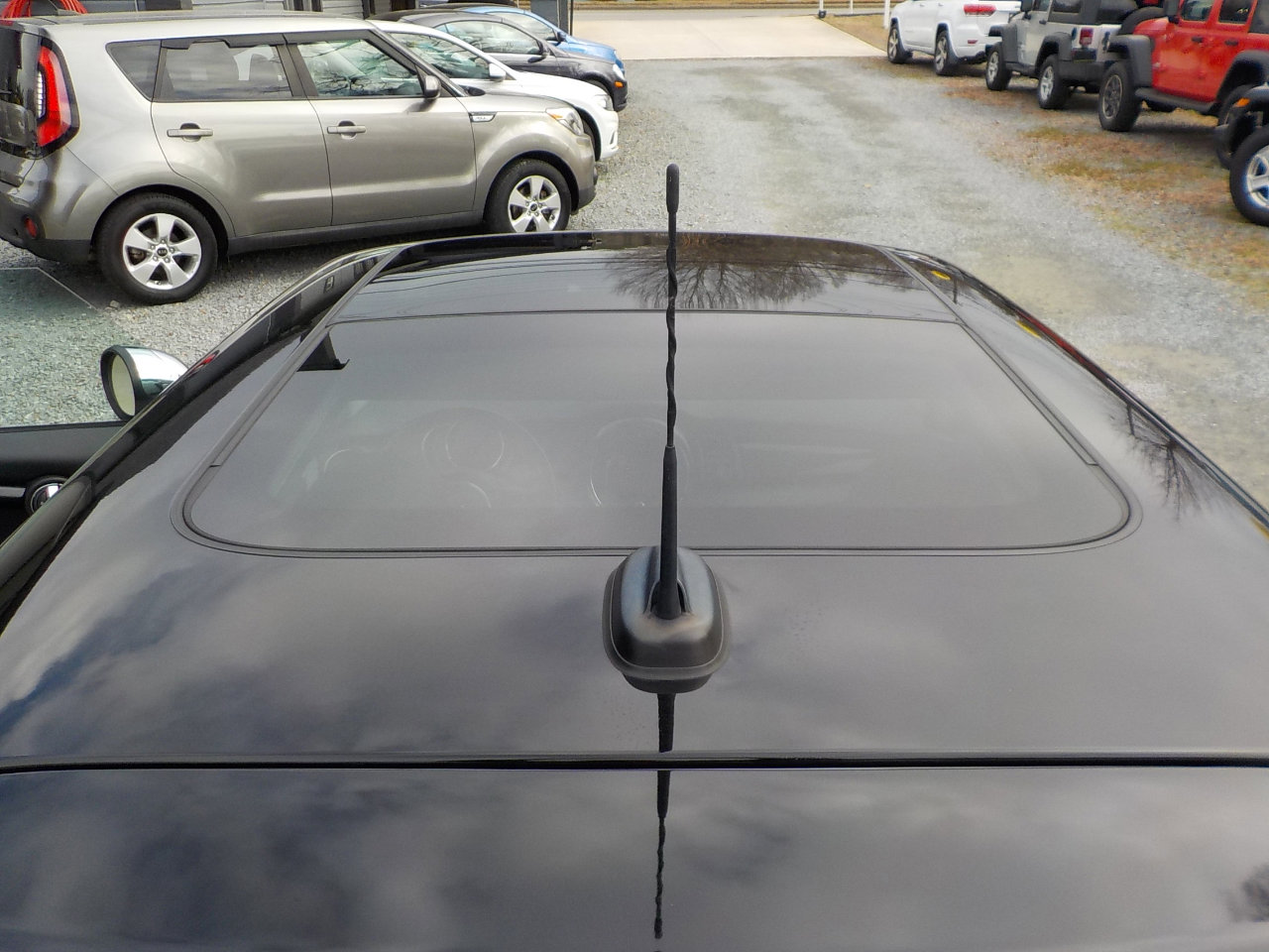 Used 2015 MINI Cooper S image 9