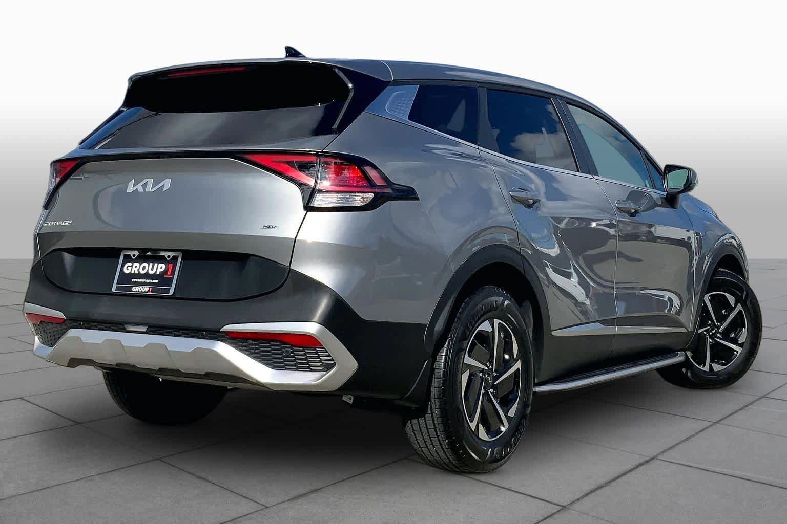 Used 2023 Kia Sportage LX AWD/4WD image 13