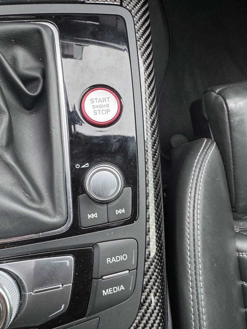 Used 2017 Audi RS 7 Prestige image 40