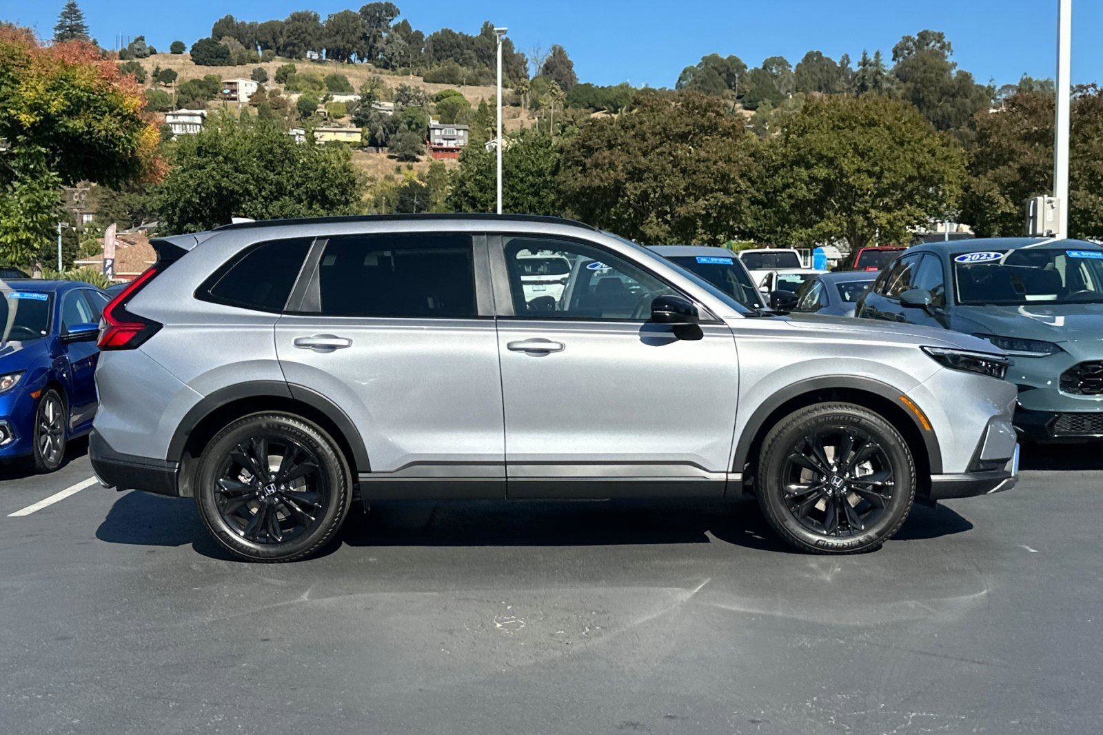 New 2026 Honda CR-V Sport Touring image 2