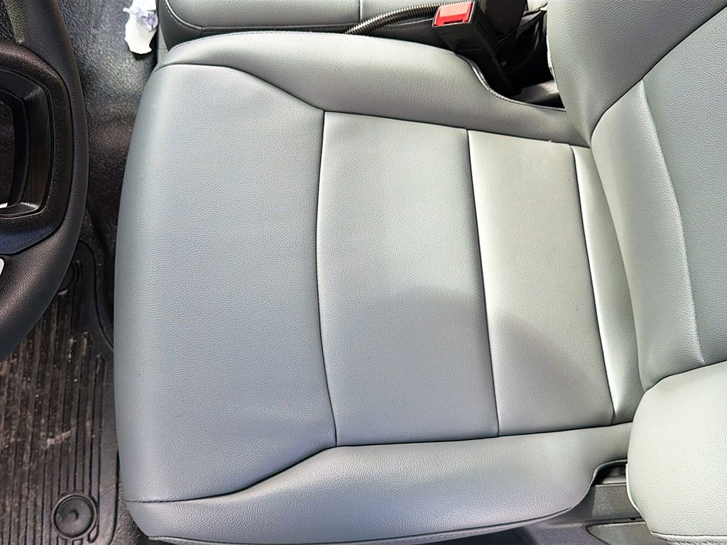 New 2026 Ford F550 4x4 Crew Cab image 18