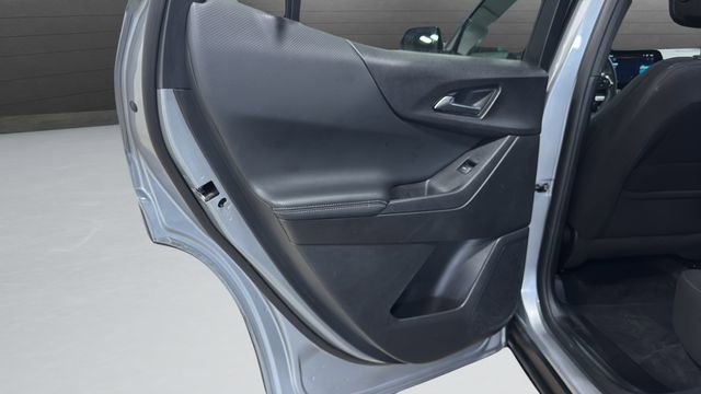 Used 2025 Chevrolet Equinox LT image 16