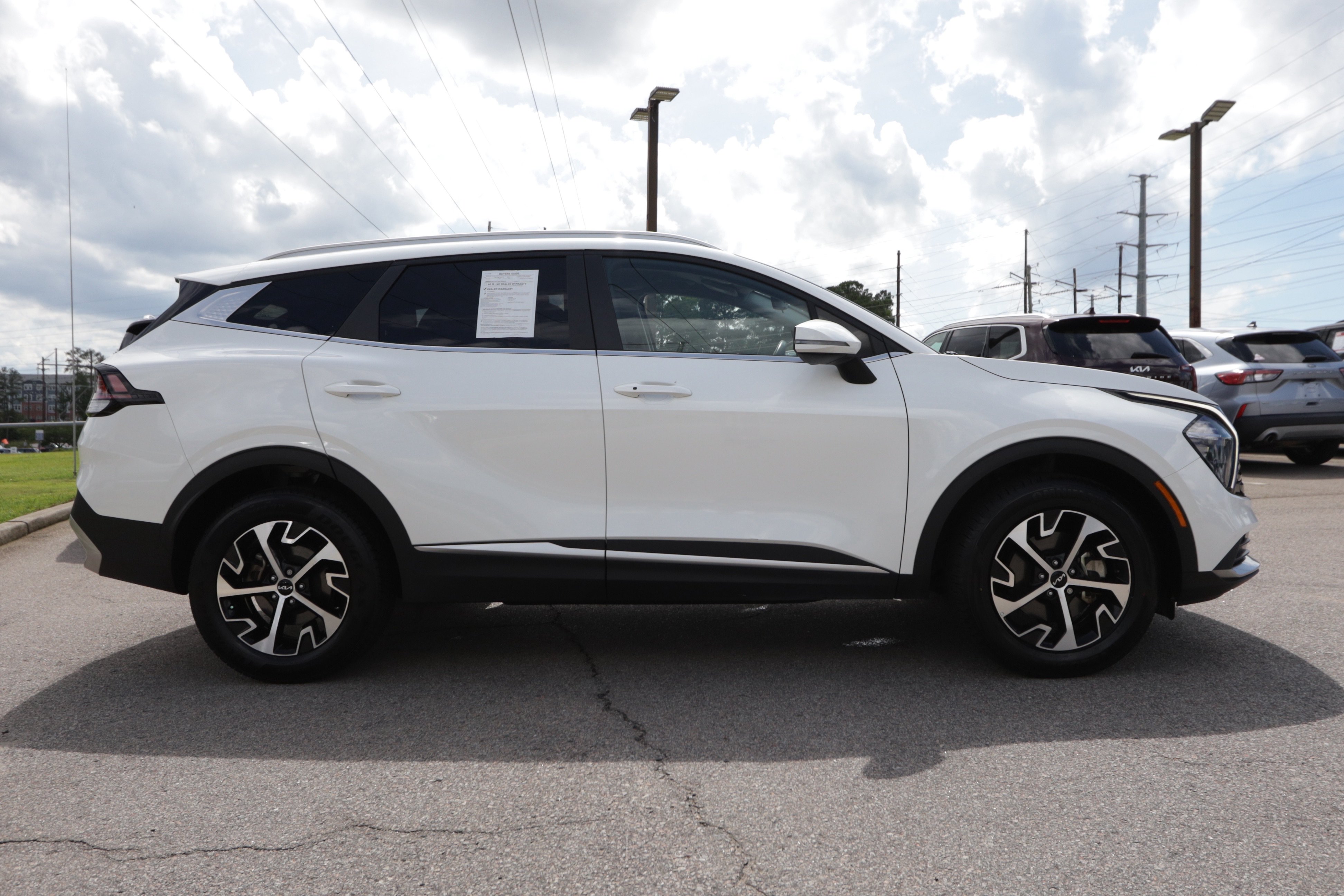 Used 2023 Kia Sportage EX AWD/4WD image 6