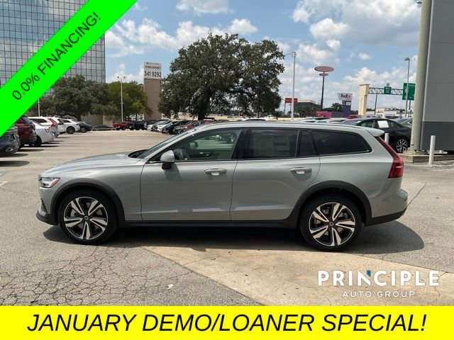 New 2026 Volvo V60 B5 Cross Country Plus w/ Protection Package Premier image 7