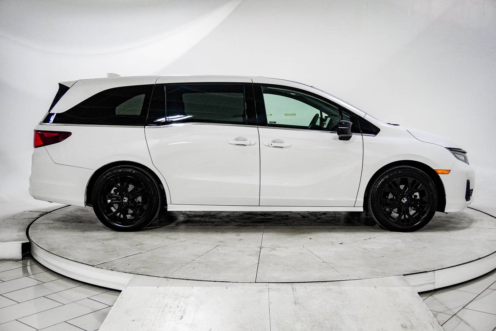 Certified 2026 Honda Odyssey Sport-L image 12