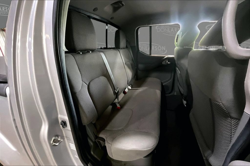 Used 2017 Nissan Frontier SV AWD/4WD image 18