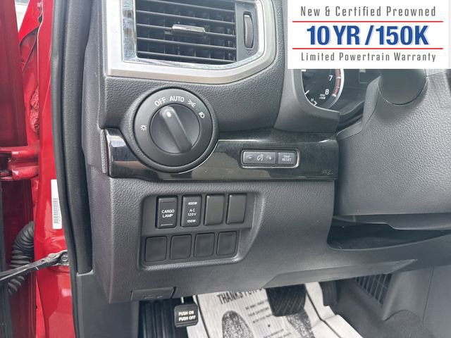 Used 2021 Nissan Titan SV w/ SV Convenience Package image 16