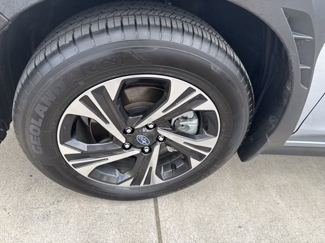 Used 2024 Subaru Crosstrek 2.0i Premium w/ Crosstrek Mirror Package image 16