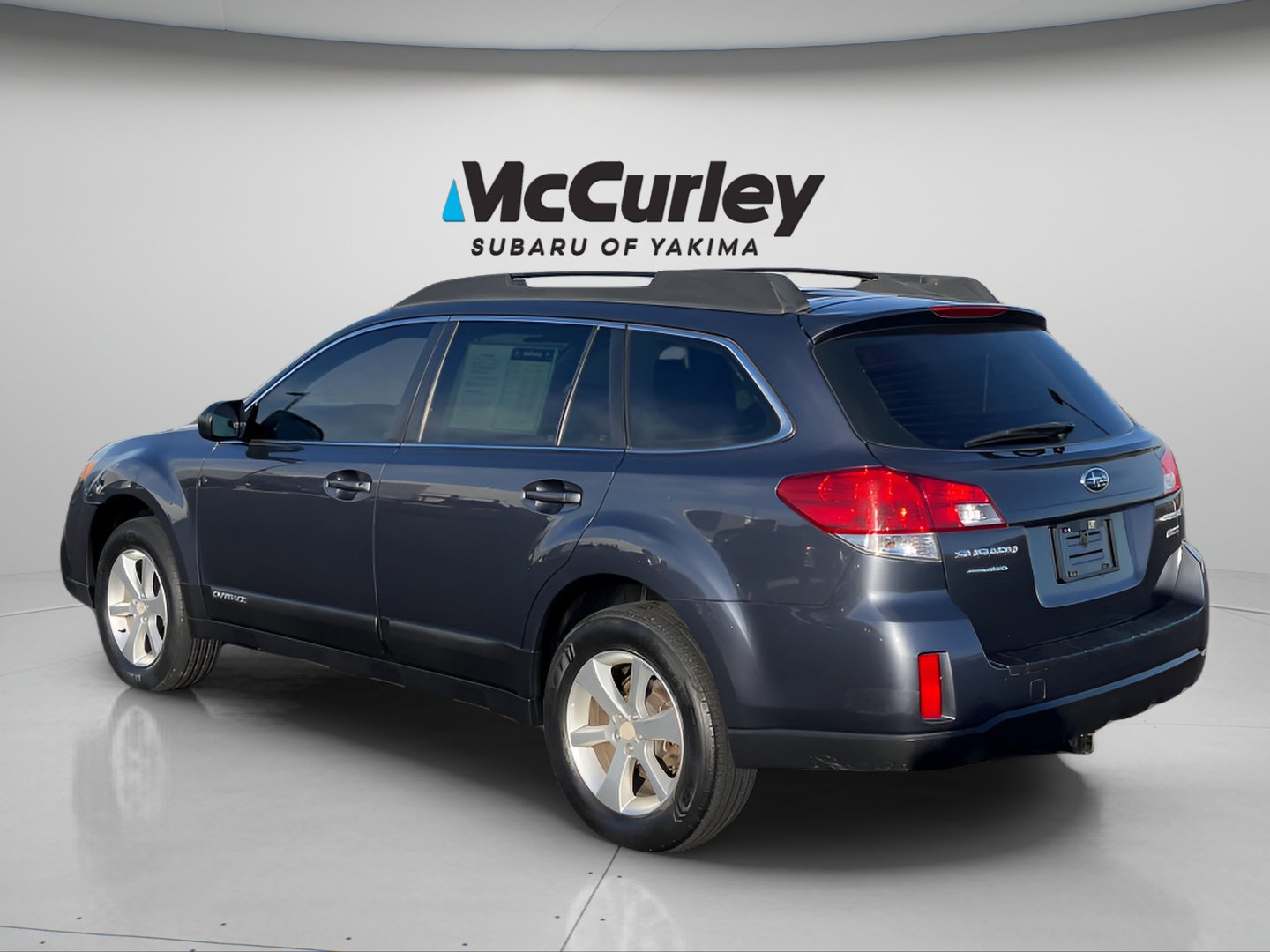 Used 2014 Subaru Outback 2.5i w/ Alloy Wheel Package image 4