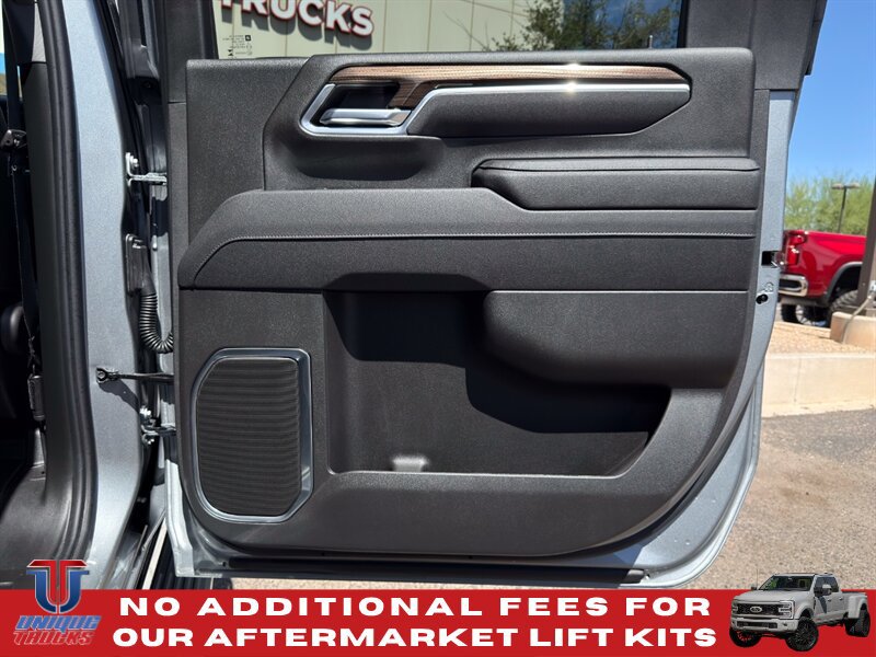 Used 2026 Chevrolet Silverado 3500 LT w/ Convenience Package AWD/4WD image 26