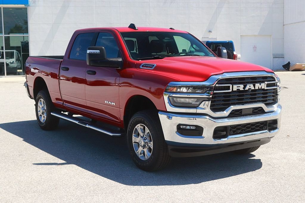 Used 2026 RAM 2500 Big Horn AWD/4WD image 3