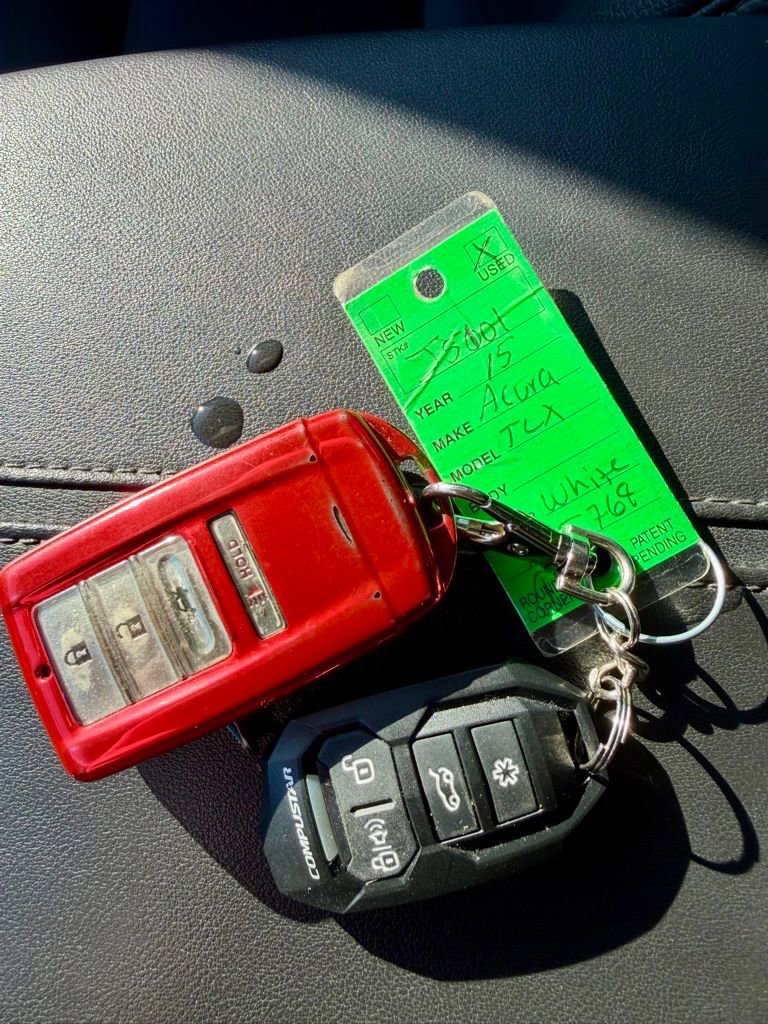 Used 2015 Acura TLX image 40