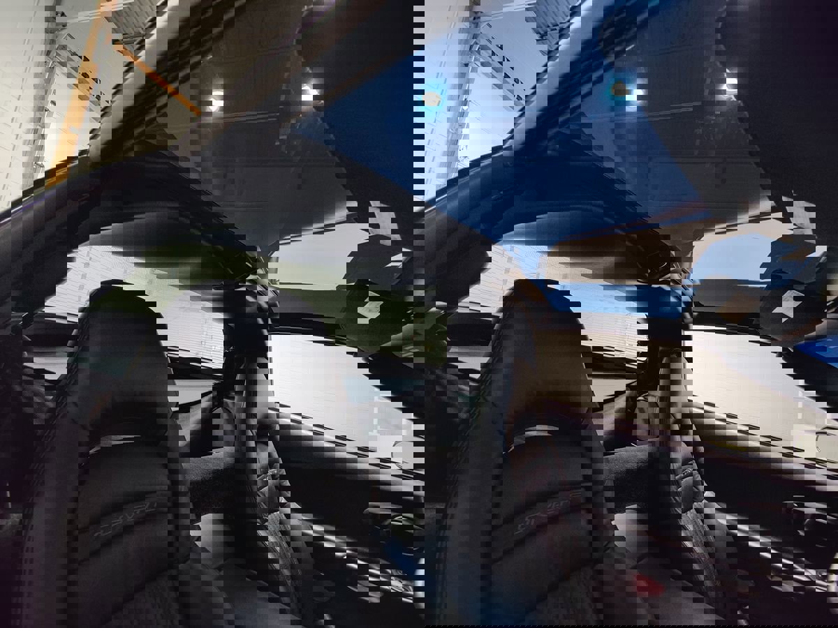 Used 2004 Chevrolet Corvette Coupe w/ Preferred Equipment Group image 16