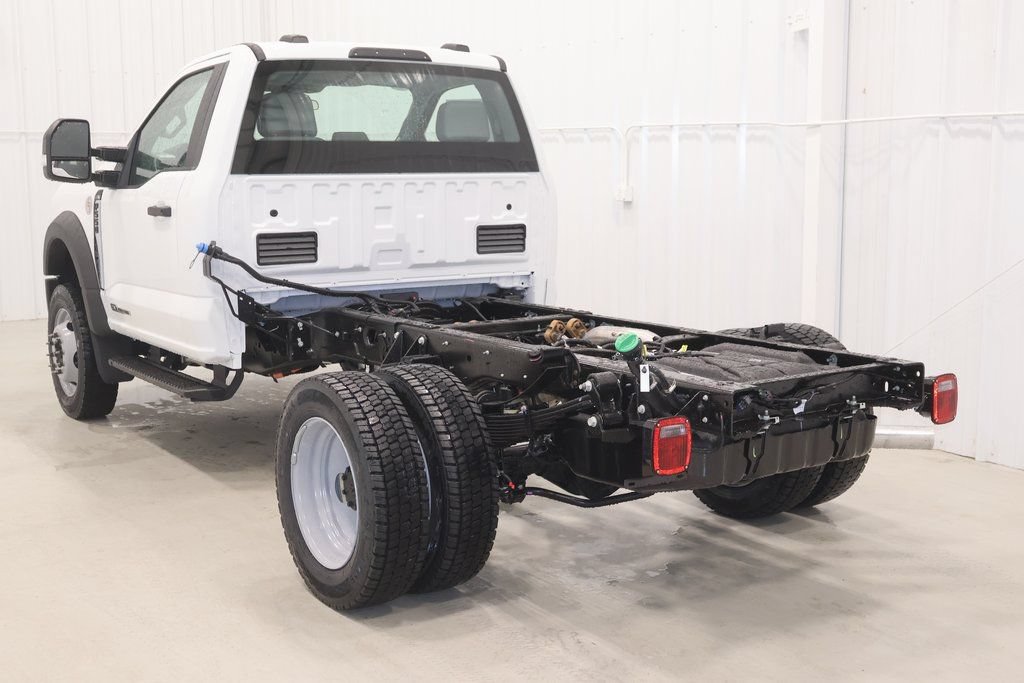 New 2026 Ford F550 4x4 Regular Cab Super Duty image 6