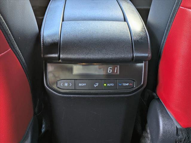 Used 2023 Toyota Highlander XSE AWD/4WD image 18