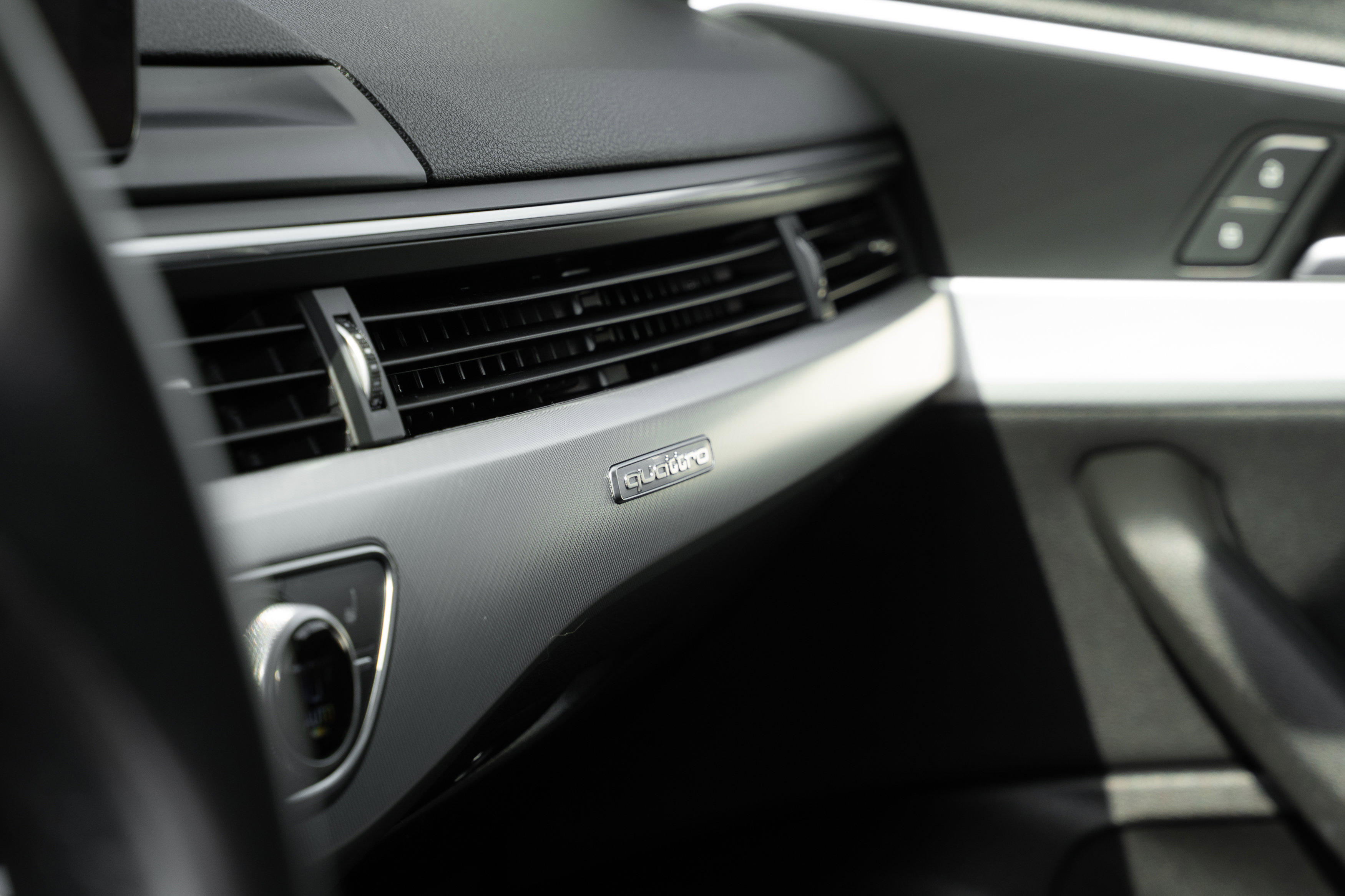 Used 2017 Audi A4 2.0T Premium w/ Convenience Package image 15