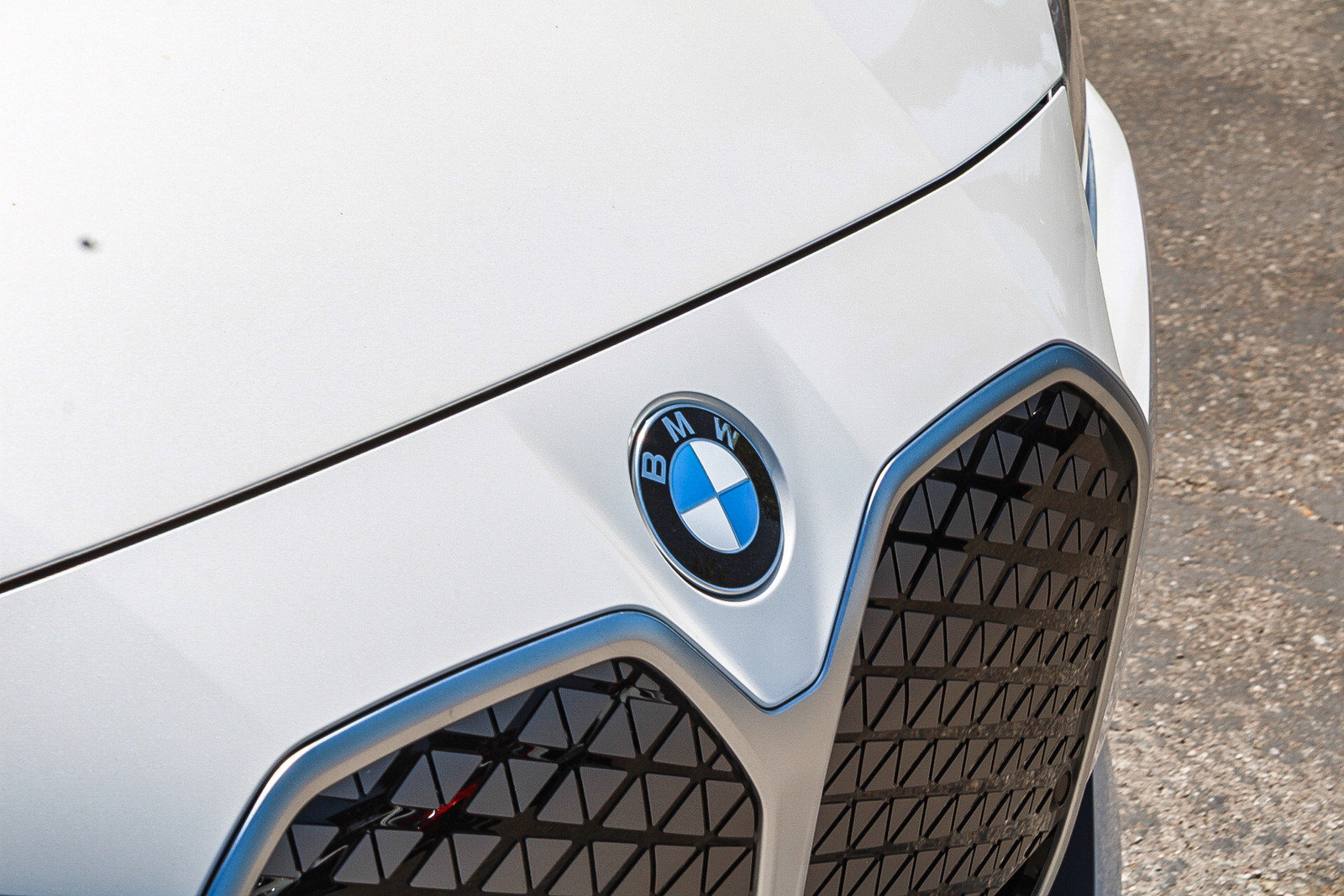 New 2026 BMW i4 xDrive40i w/ Premium Package AWD/4WD image 9