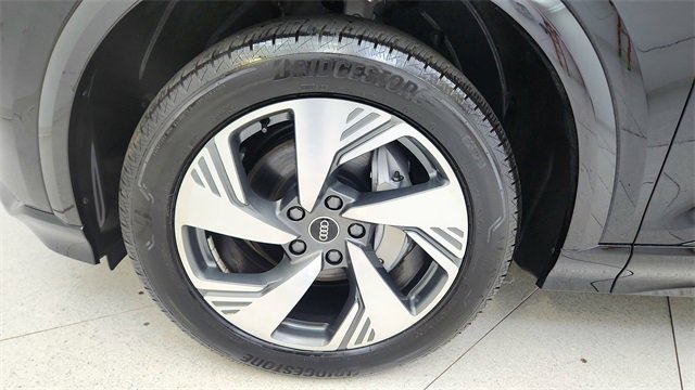 Used 2025 Audi Q6 e-tron Premium Plus w/ Premium Plus image 59
