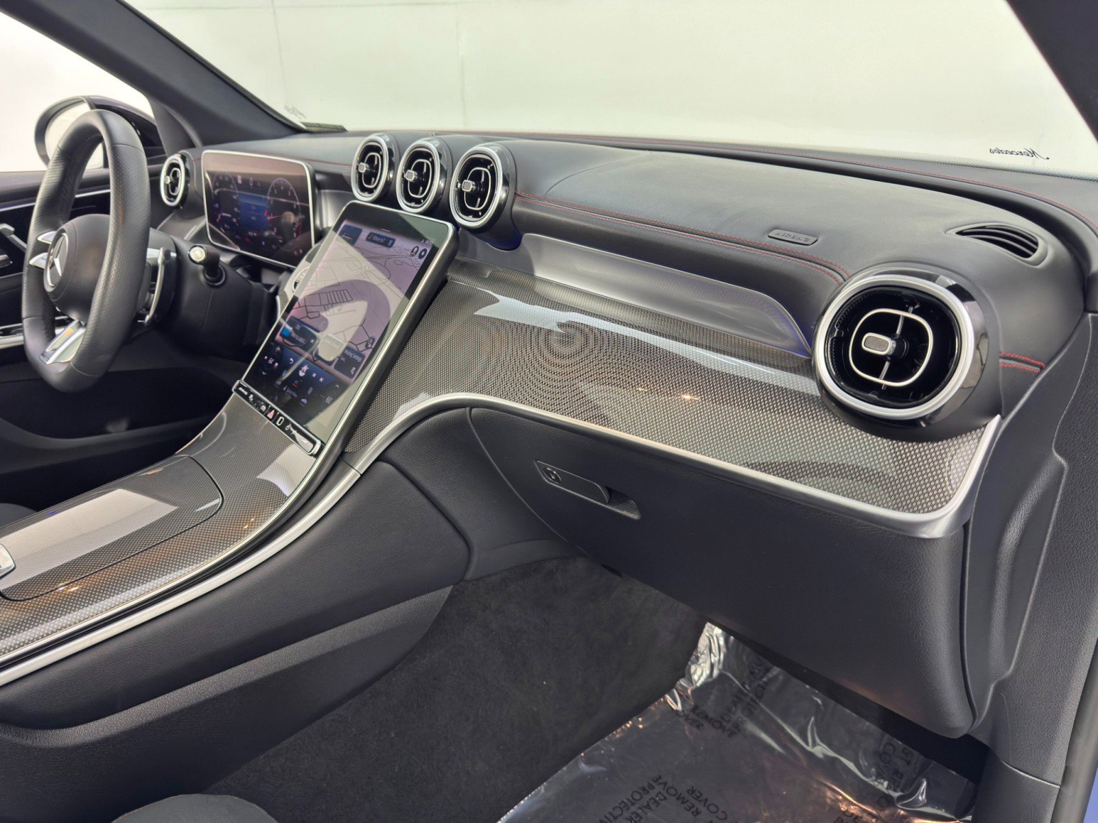 Used 2024 Mercedes-Benz GLC 43 AMG 4MATIC image 15