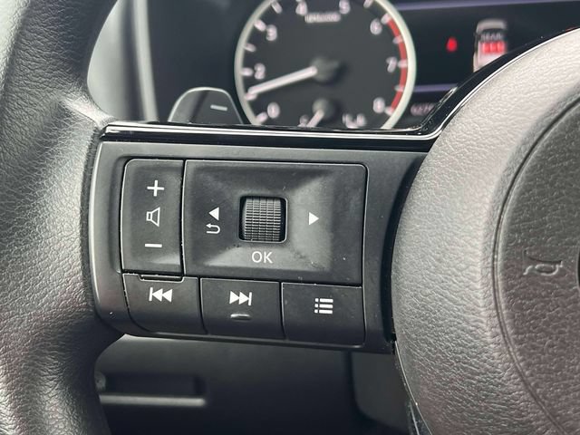 Used 2023 Nissan Rogue SV AWD/4WD image 21