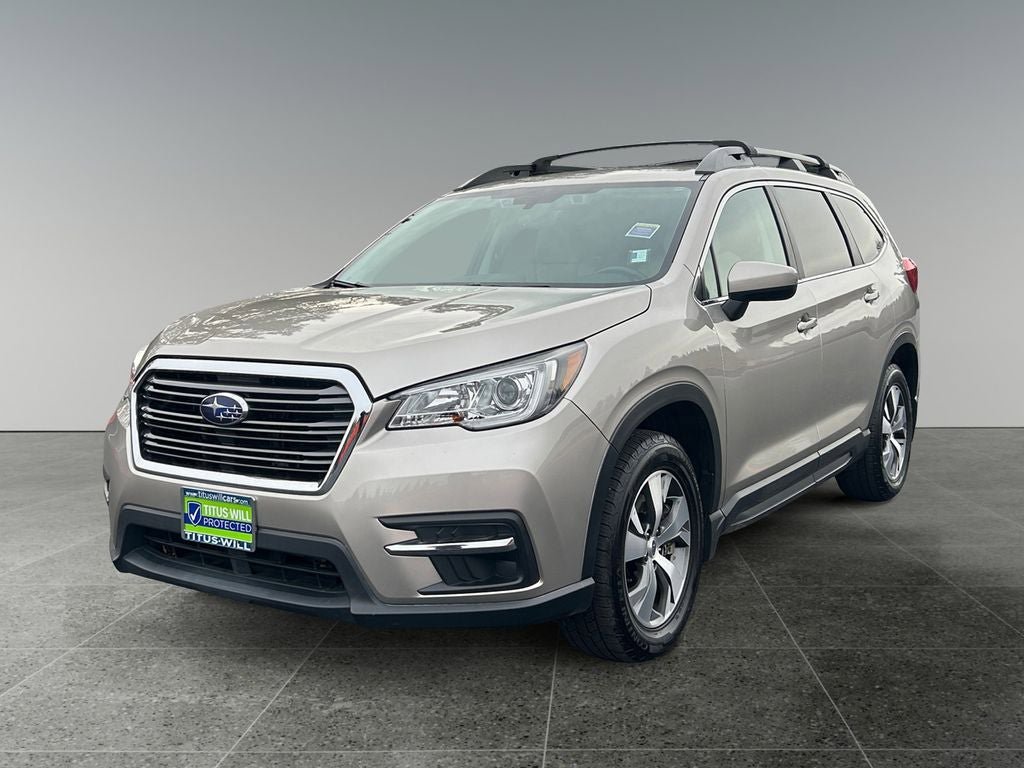 Used 2019 Subaru Ascent Premium image 3