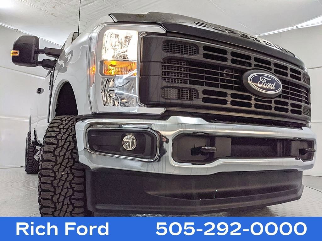 Used 2024 Ford F250 XL w/ FX4 Off-Road Package image 21