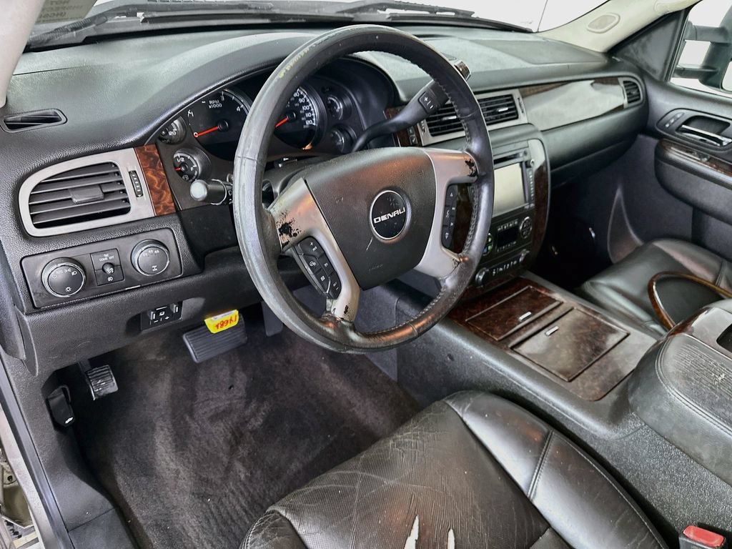 Used 2013 GMC Sierra 2500 Denali w/ Suspension Package, Off-Road AWD/4WD image 22