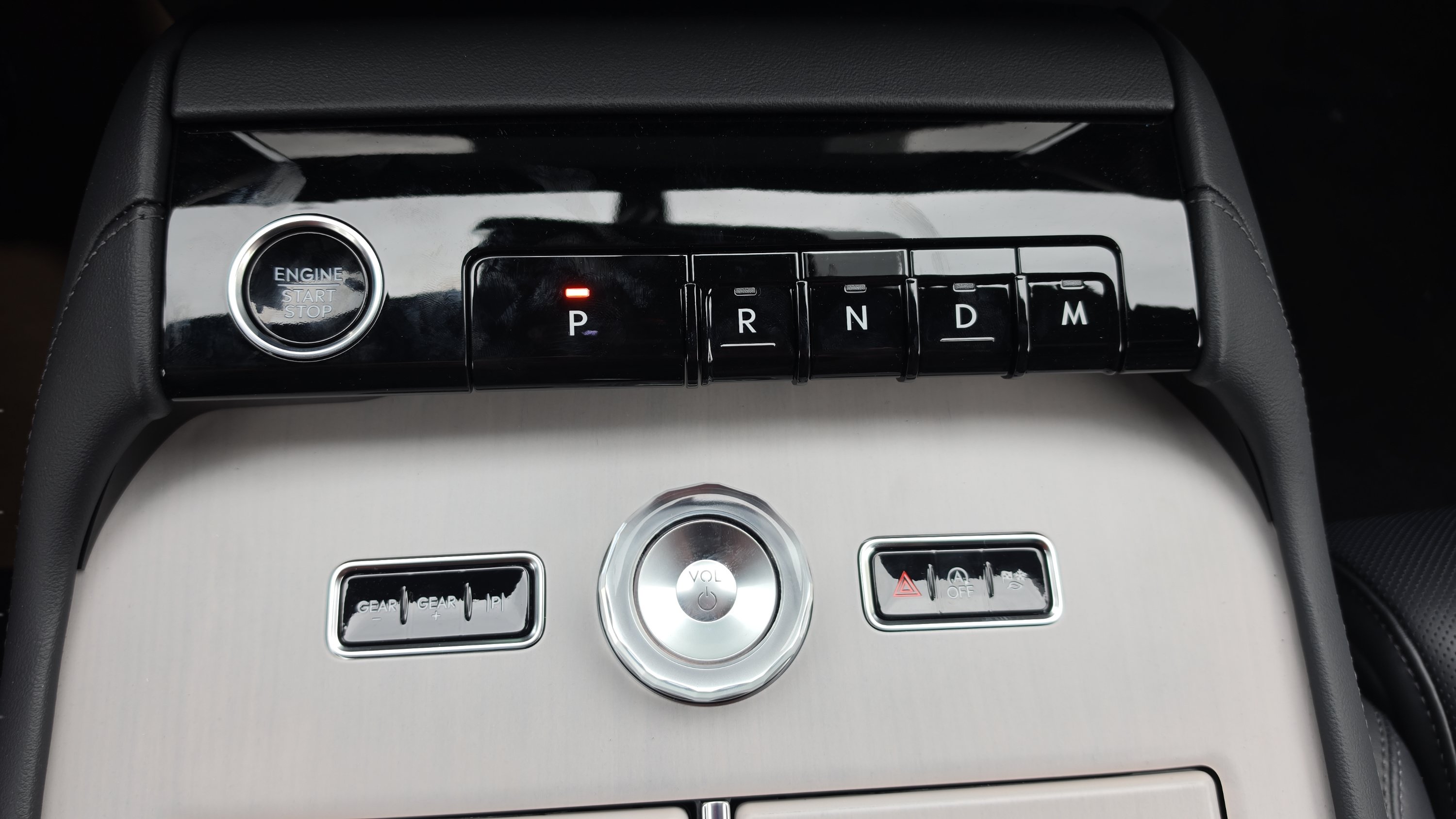 New 2026 Lincoln Navigator Reserve w/ Jet Appearance Package AWD/4WD image 20