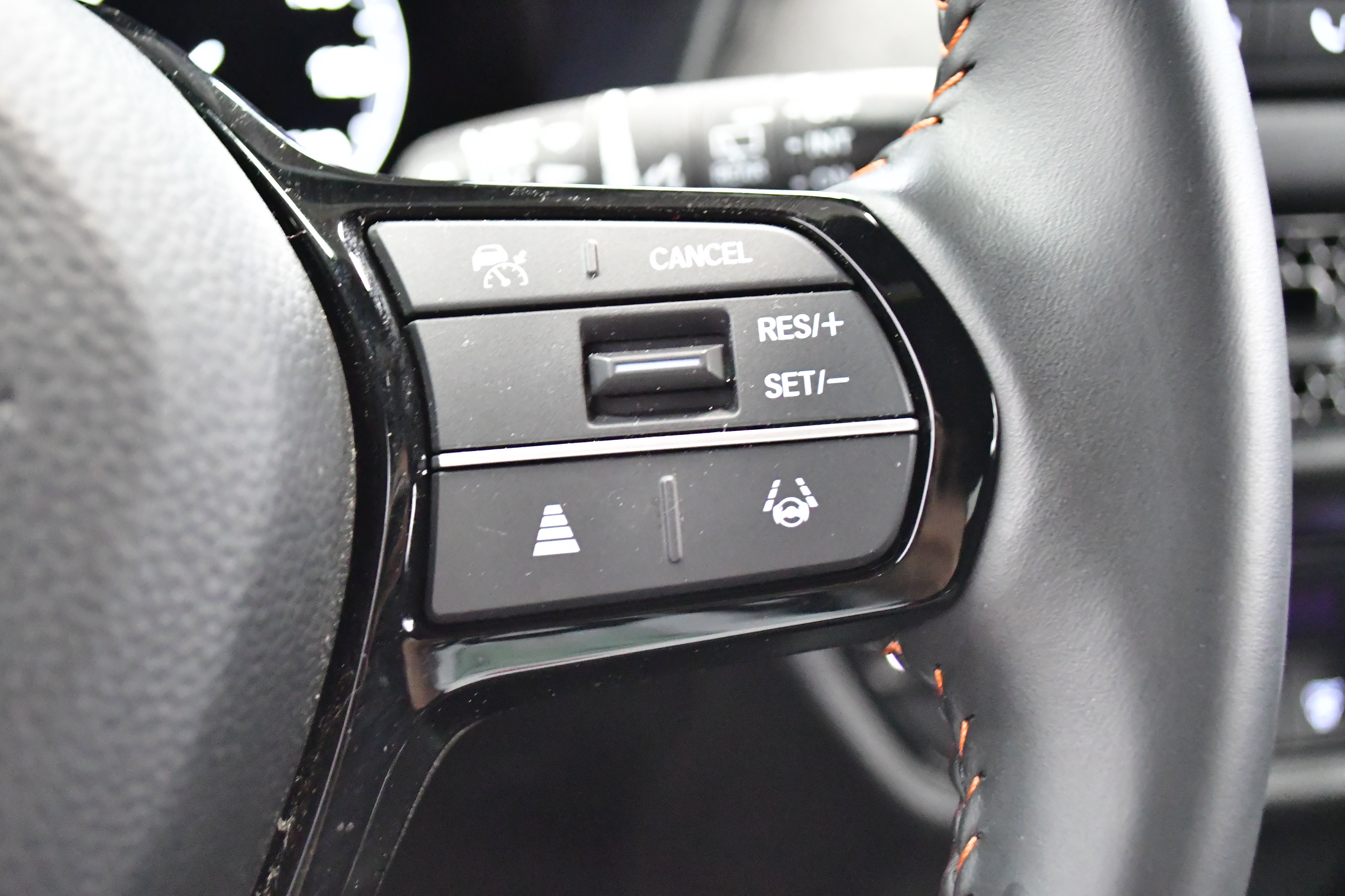 Used 2024 Honda HR-V Sport image 23
