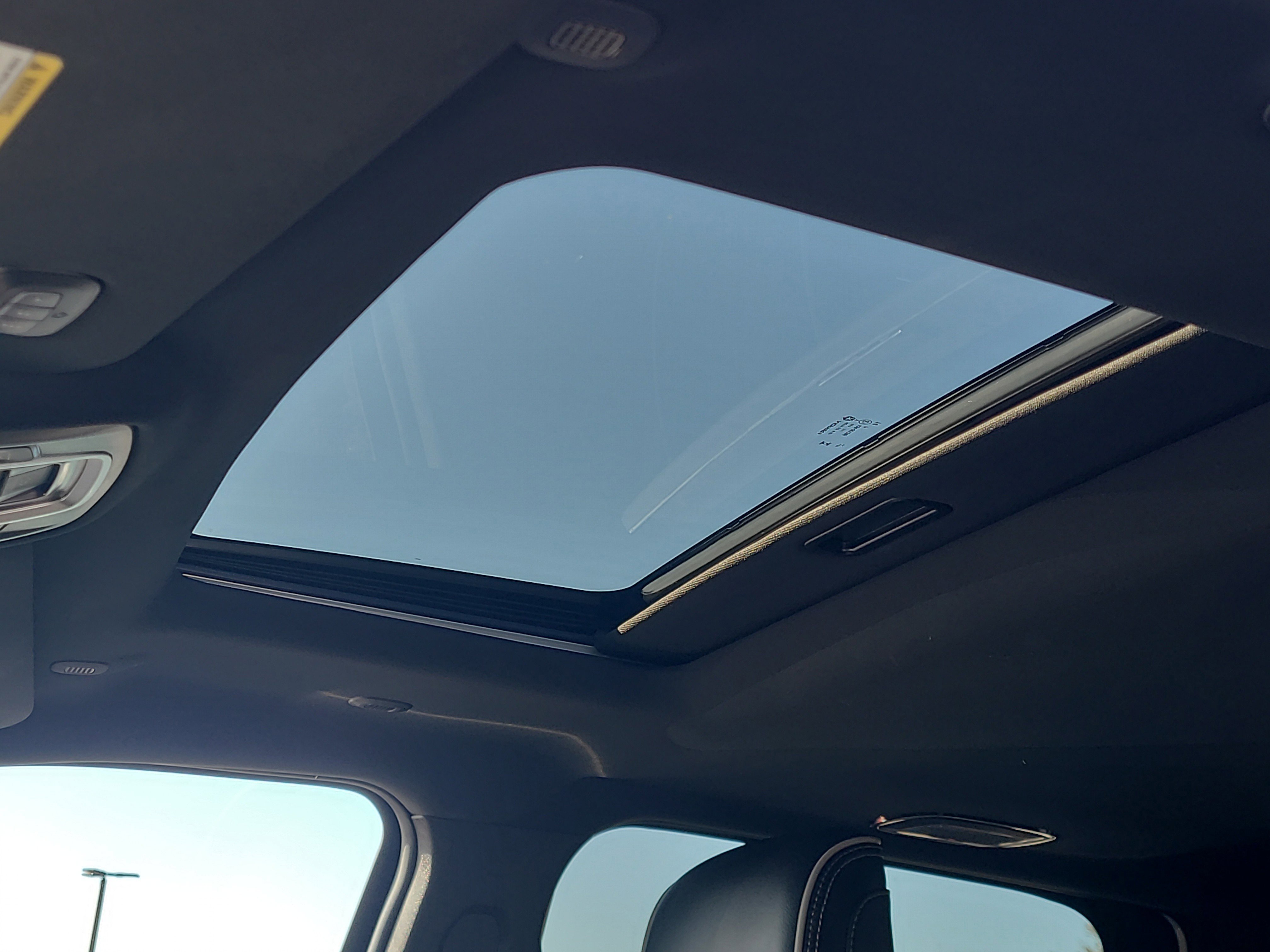 Used 2025 RAM 3500 Limited image 24