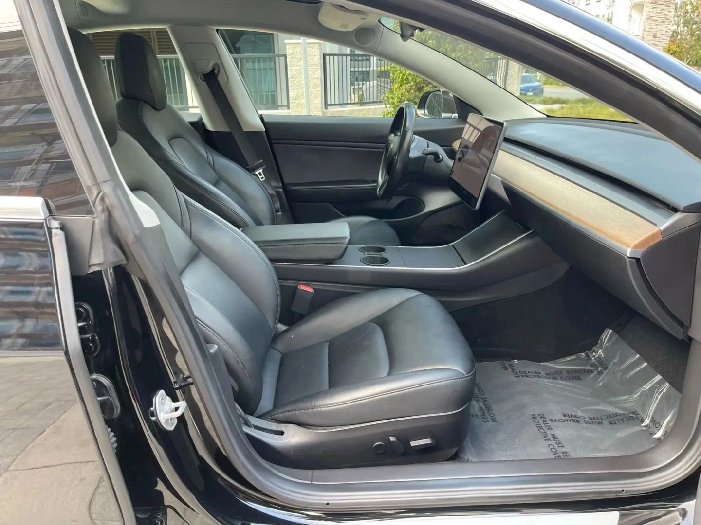 Used 2019 Tesla Model 3 Standard Range Plus image 18