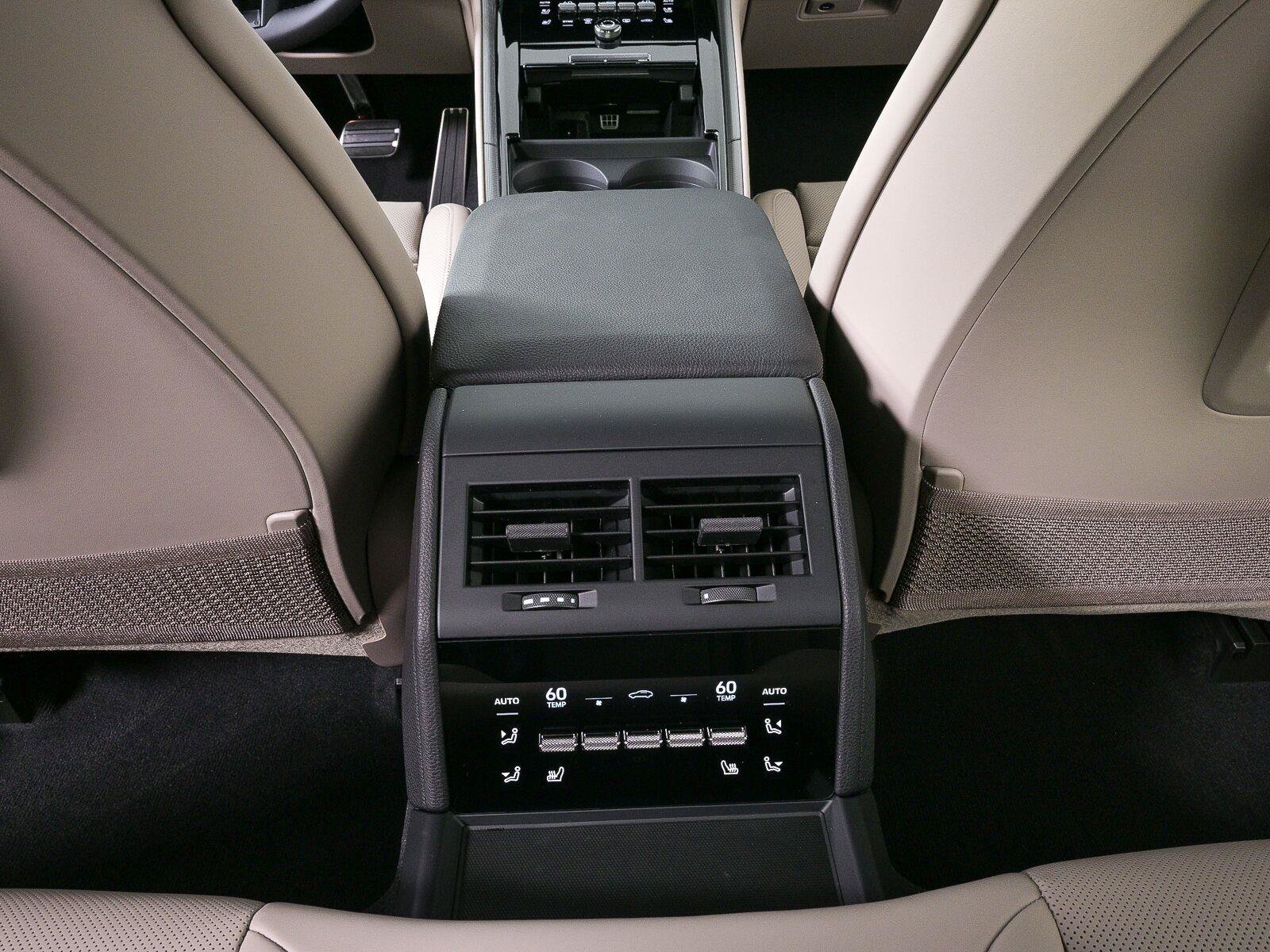 New 2026 Porsche Panamera image 18