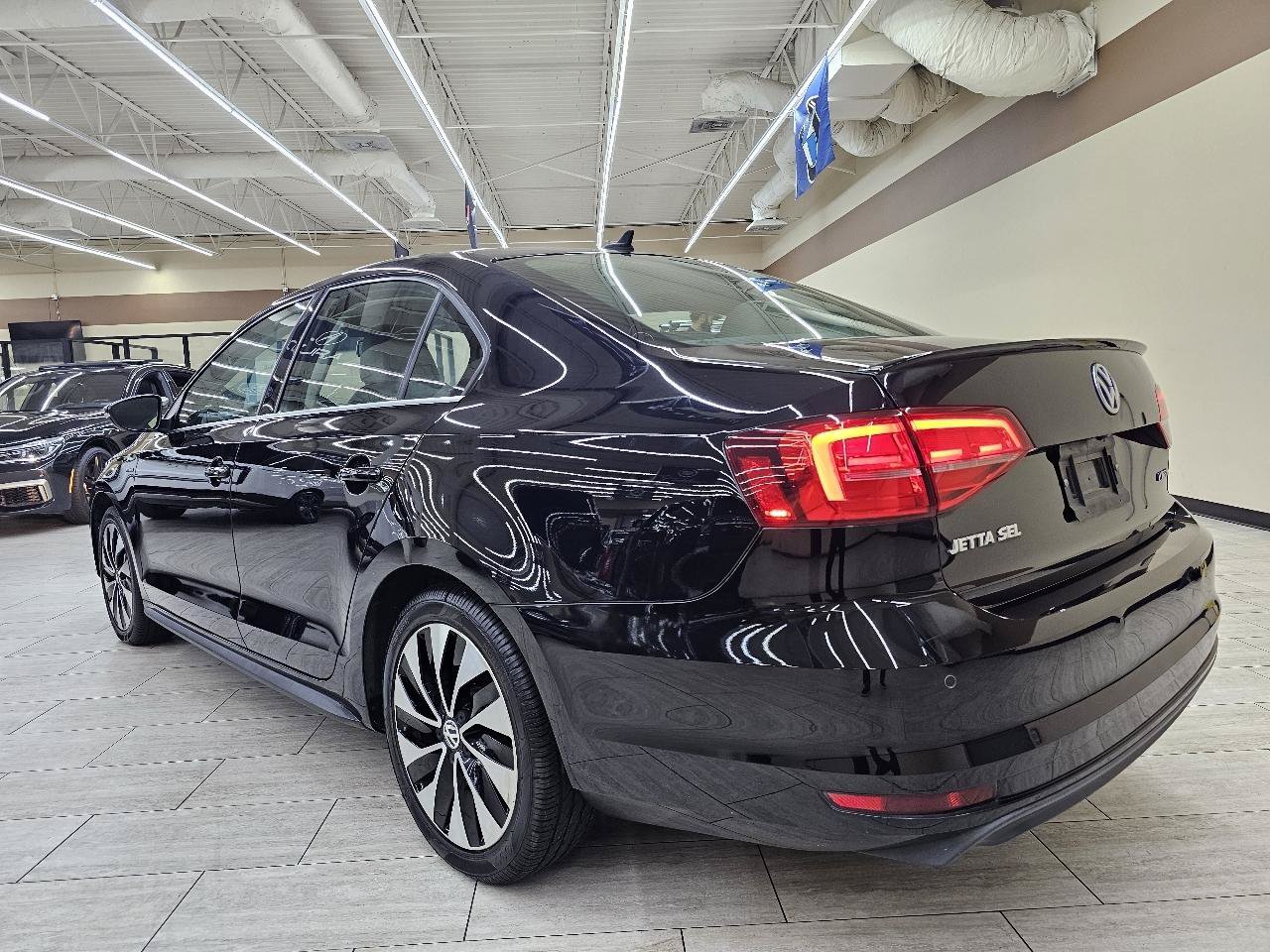 Used 2016 Volkswagen Jetta SEL Premium FWD image 8