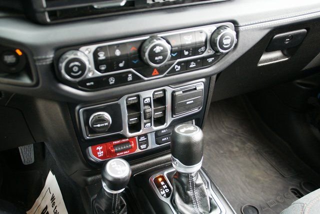 Used 2024 Jeep Wrangler Unlimited Rubicon w/ Safety Group image 23