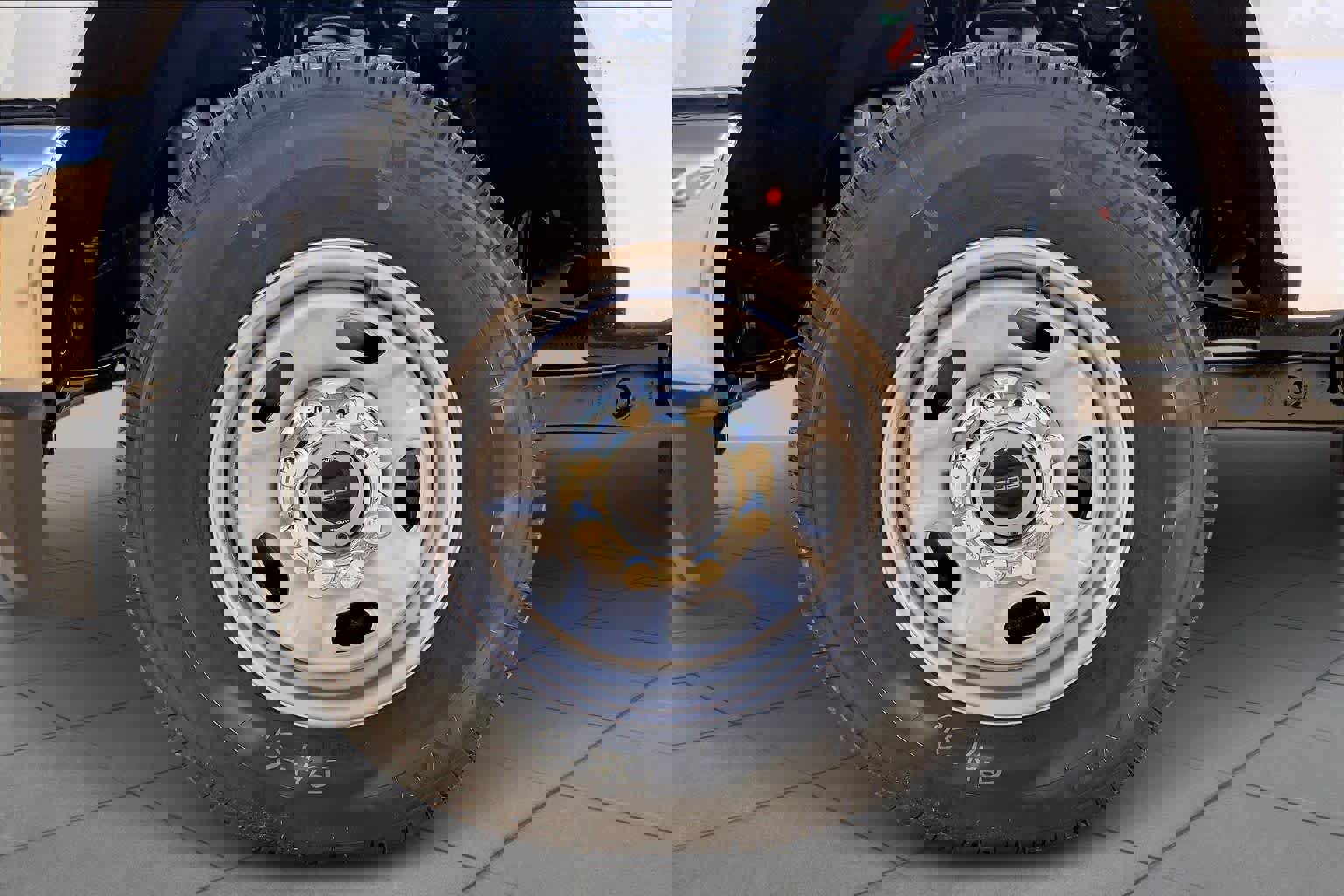 New 2026 Ford F350 XL w/ FX4 Off-Road Package image 11