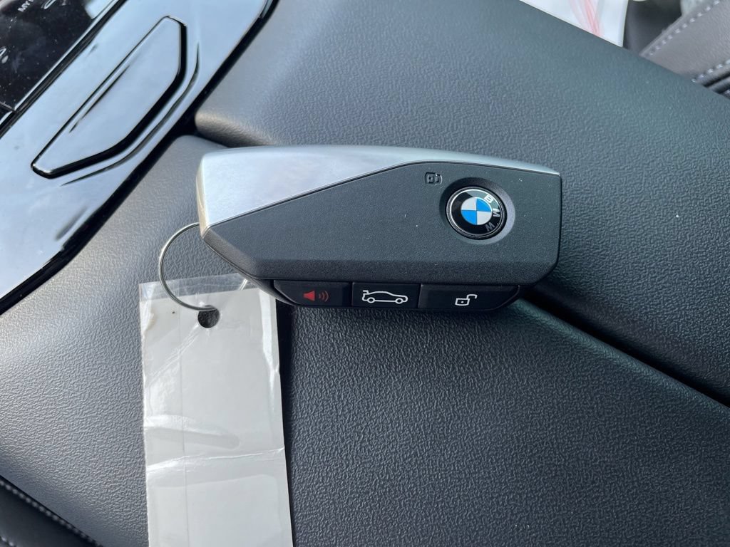 Used 2025 BMW i5 xDrive40 w/ M Sport Package AWD/4WD image 22