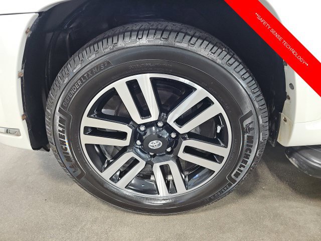 Used 2020 Toyota 4Runner Limited AWD/4WD image 9