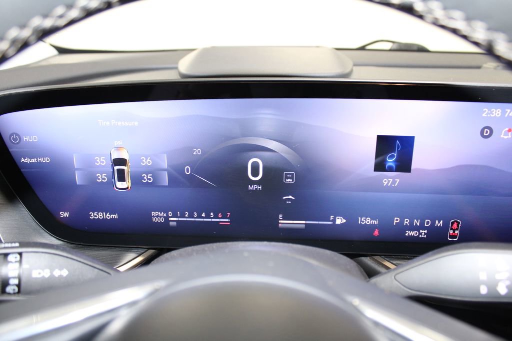 Used 2024 Buick Envision Avenir image 42