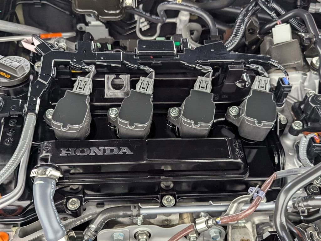 Used 2025 Honda Accord SE image 10