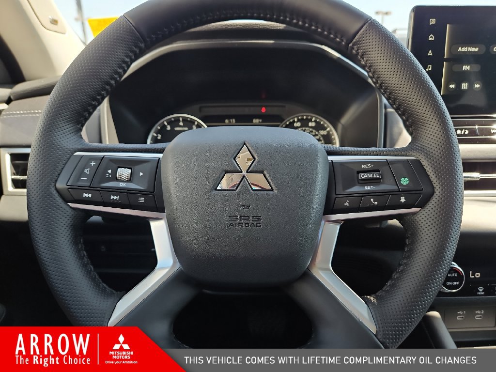 New 2026 Mitsubishi Outlander SE AWD/4WD image 28