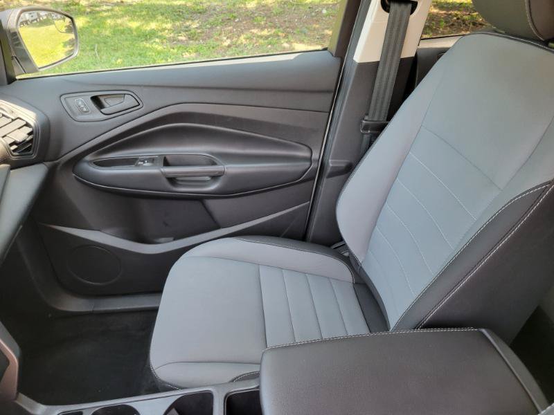 Used 2019 Ford Escape S FWD image 18